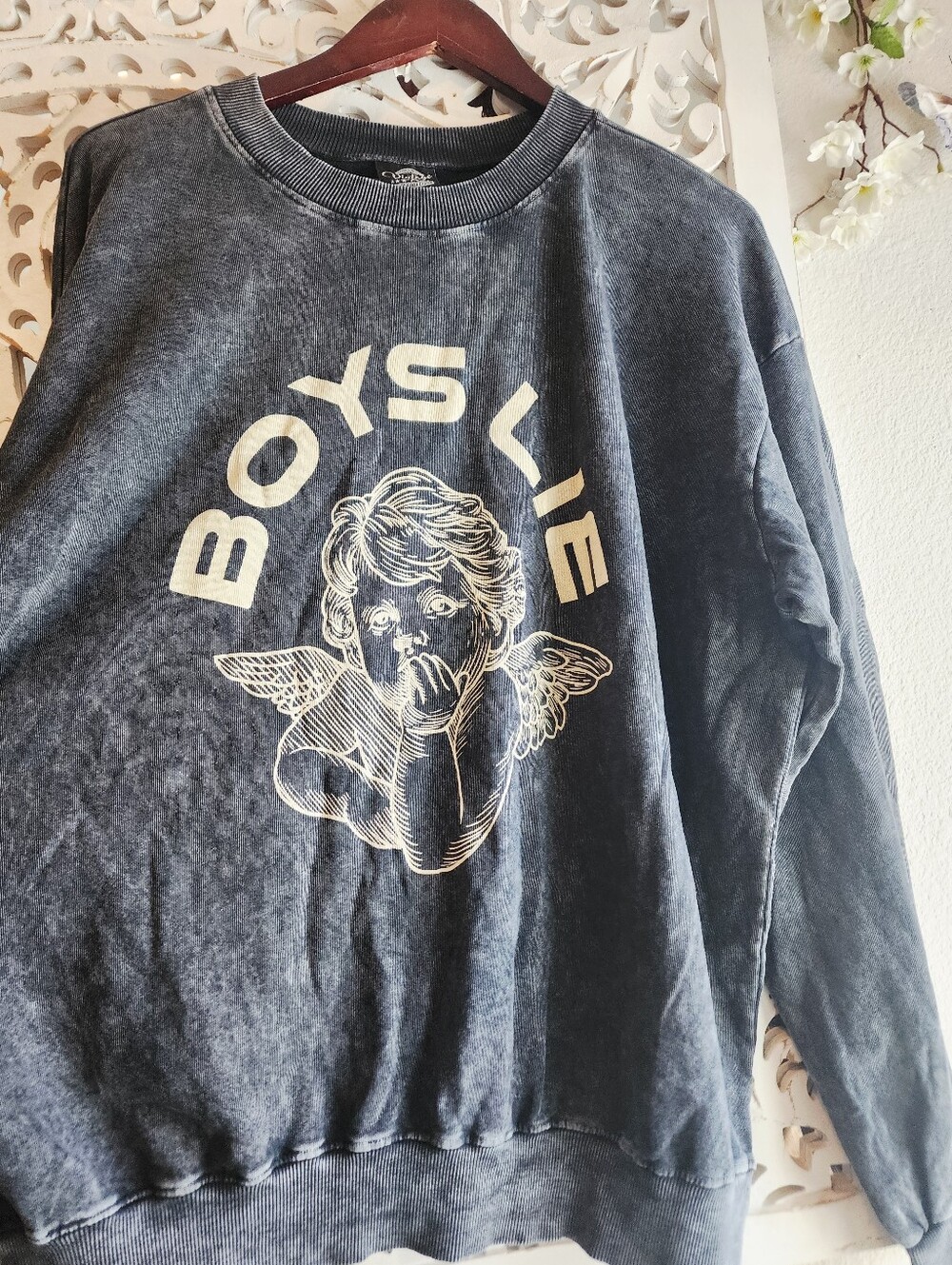 BOYS LIE OVERSIZE SWEATSHIRT CREWNECK SIZE LARGE - Picture 5 of 14